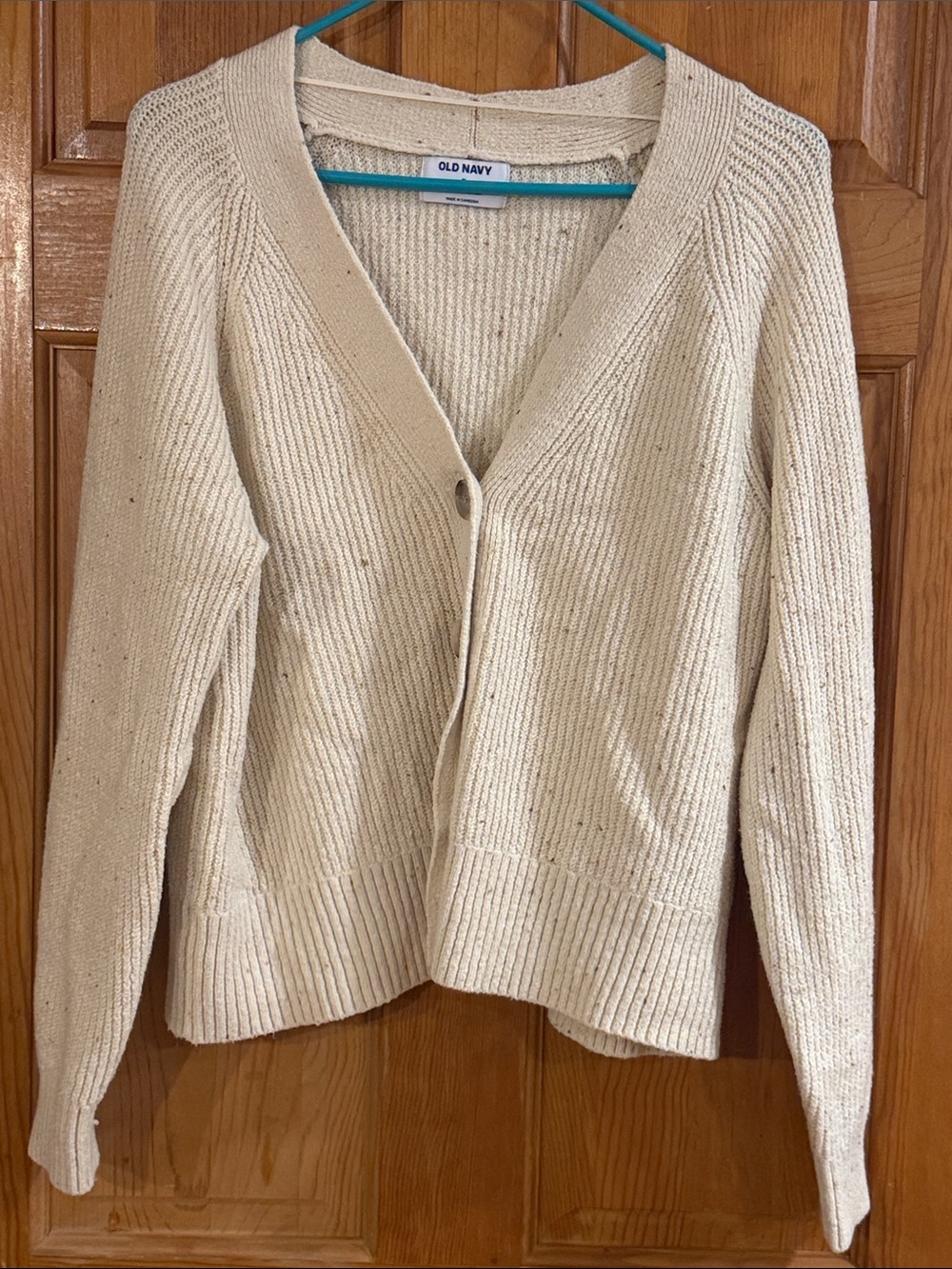 Old Navy women’s button down cardigan sweater size medium.